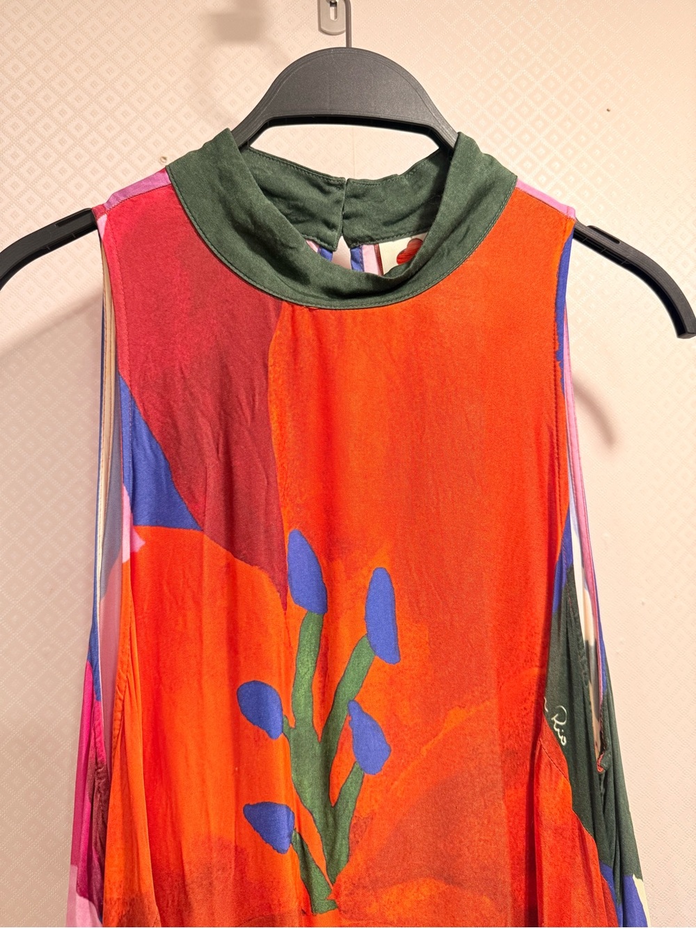 FARM Rio Anthropologie Halter Vibrant Red Floral Watercolor Maxi Dress Size L - Picture 11 of 15